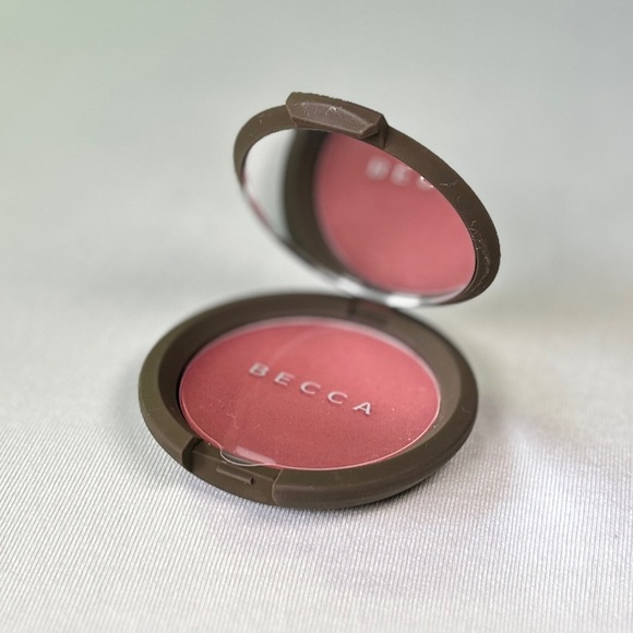 NIB Becca Mineral Blush-Full Size - Nightingale - Picture 2 of 7